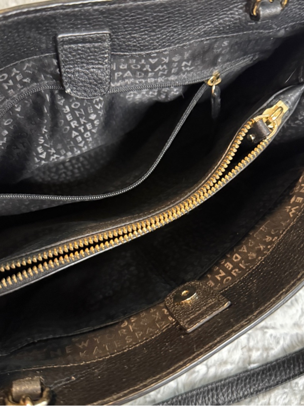 kate spade Tote - Picture 3 of 12